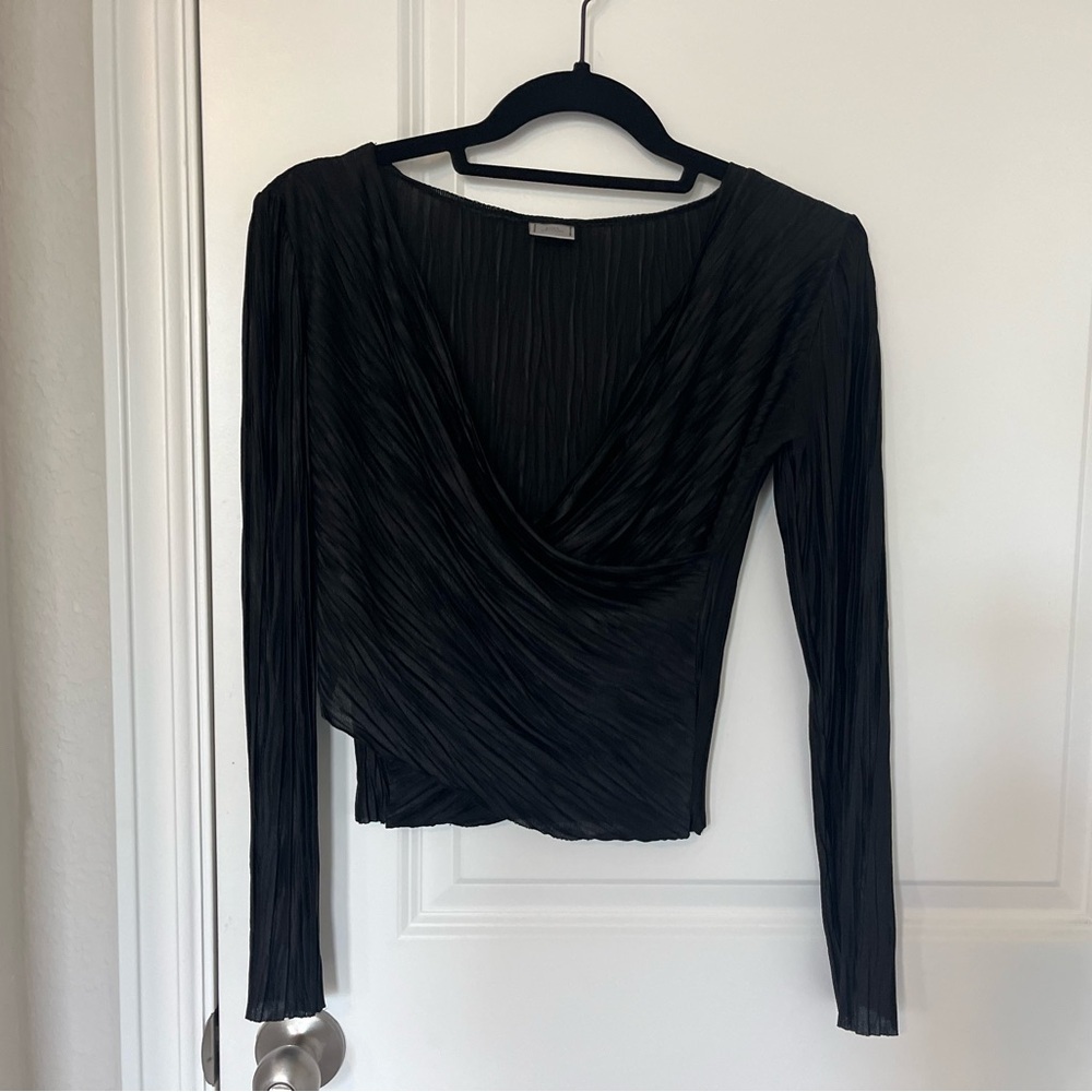 Zara Elegant Black Pleated Blouse​